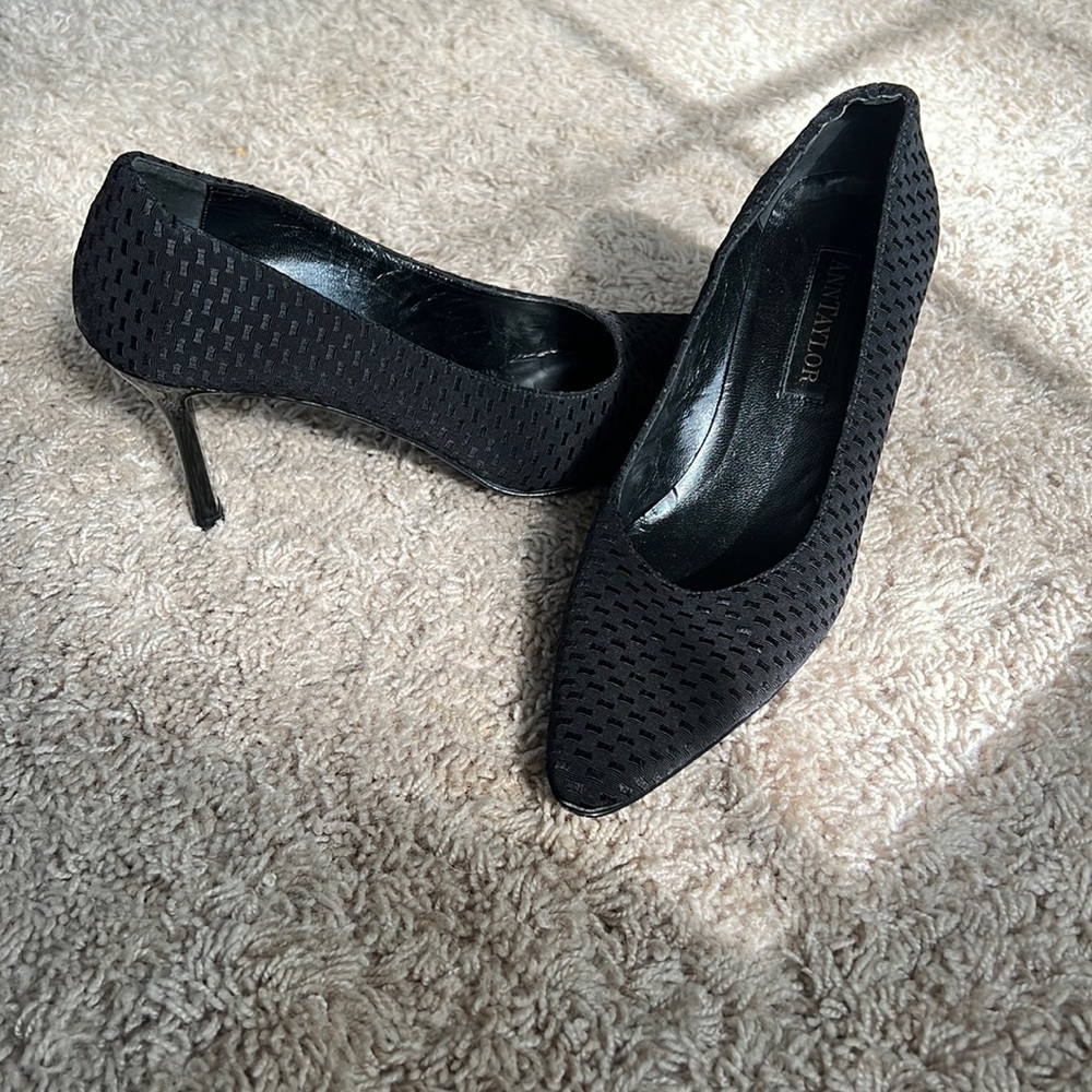 Black Ann Taylor heels